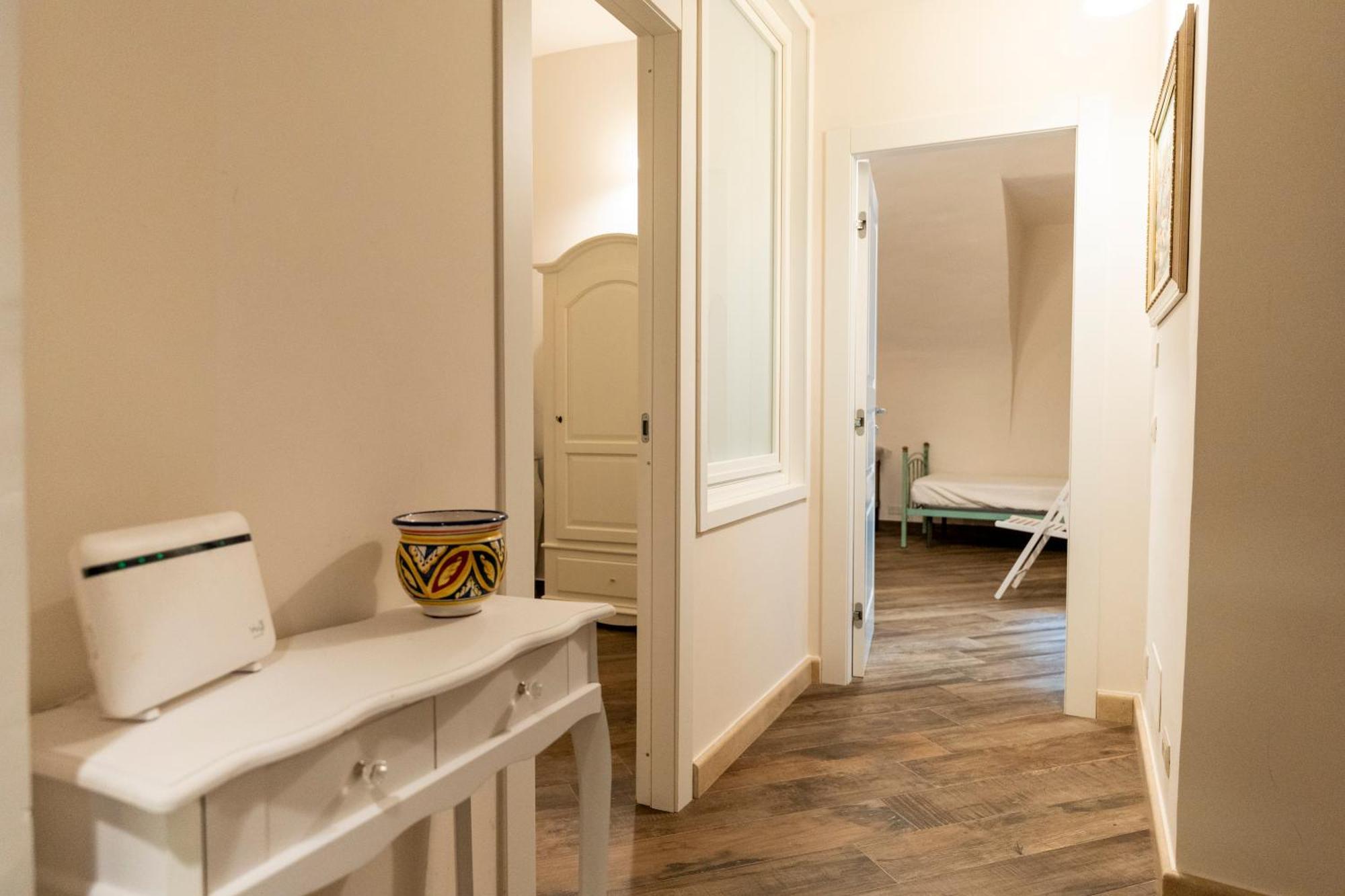 Via Carlo De Cesare 56 Apartment Naples